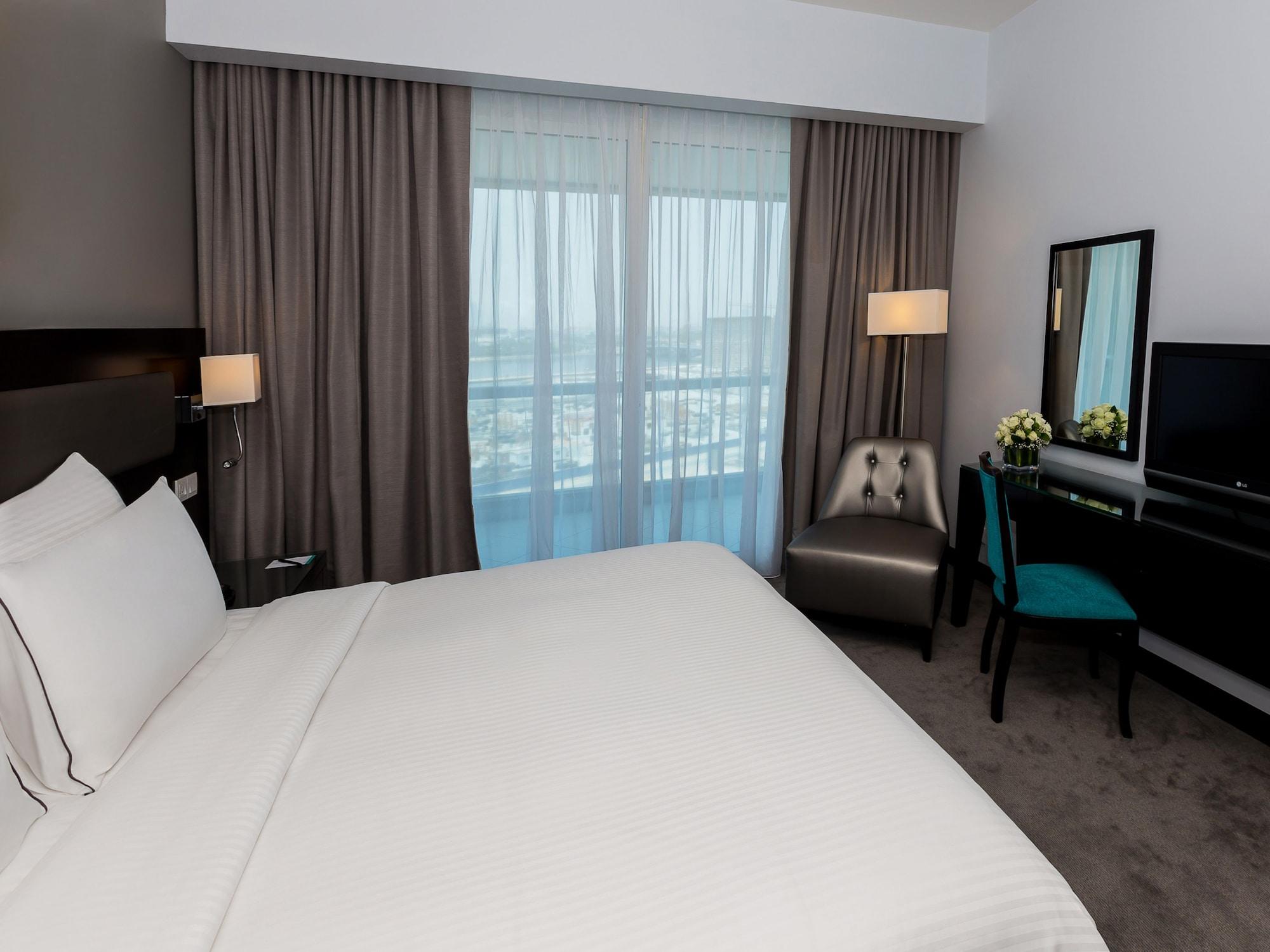 Aparthotel Flora Creek Deluxe Apartments, Dubai
