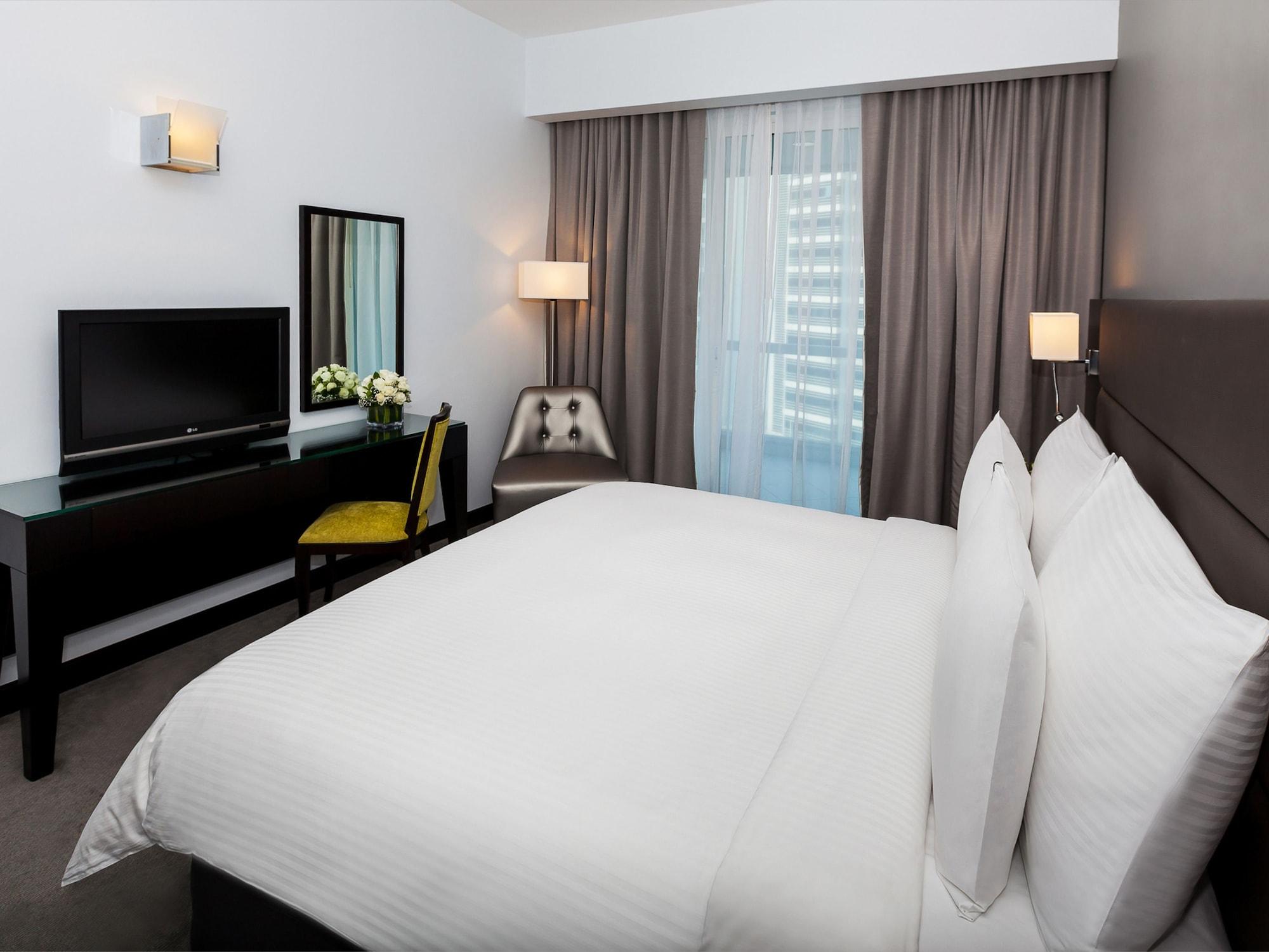 Flora Creek Deluxe Apartments, Dubai