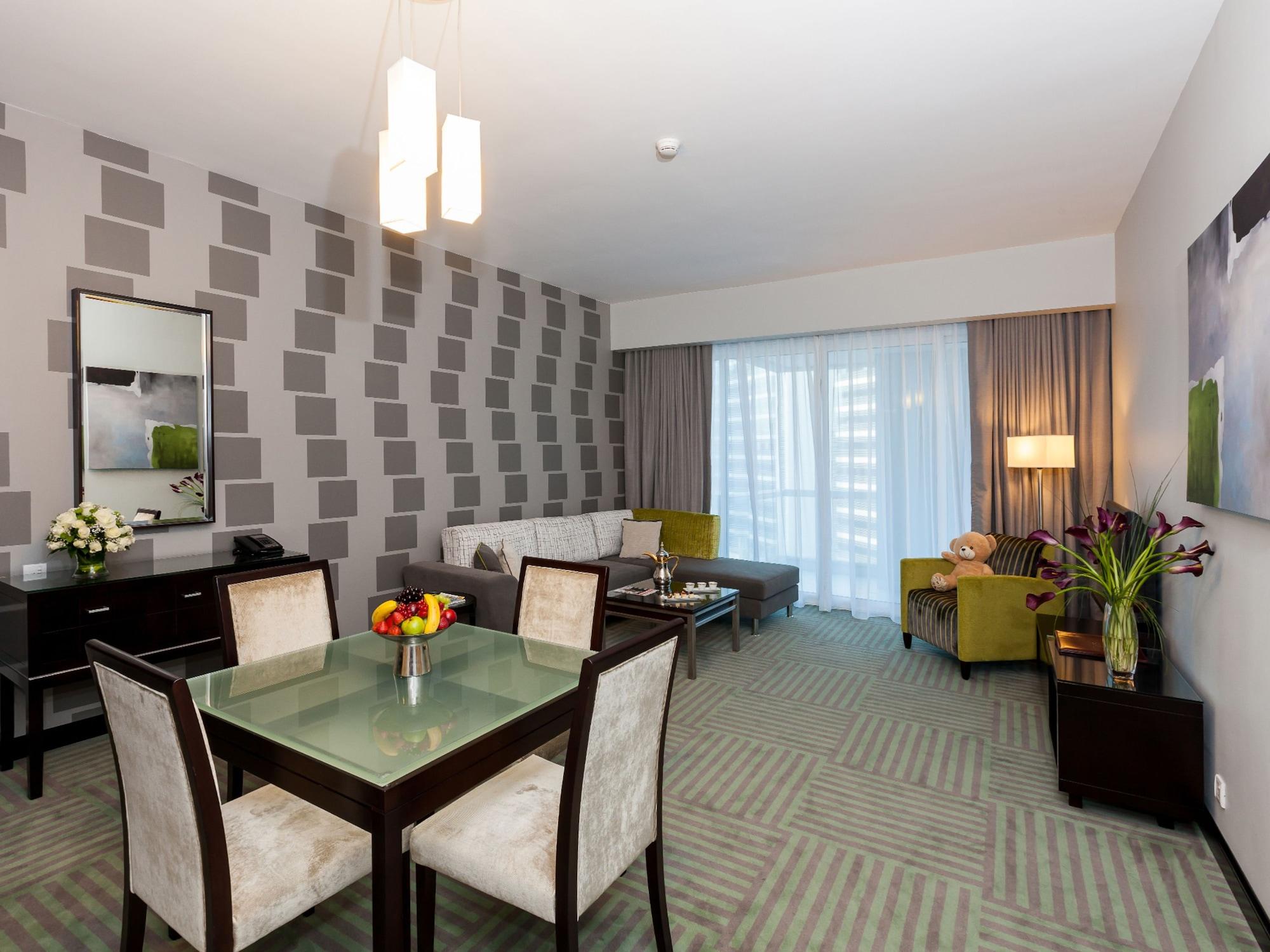 Flora Creek Deluxe Apartments, Dubai