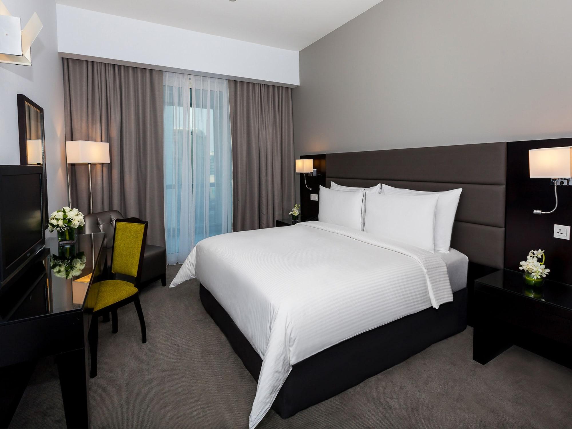 Aparthotel Flora Creek Deluxe Apartments,