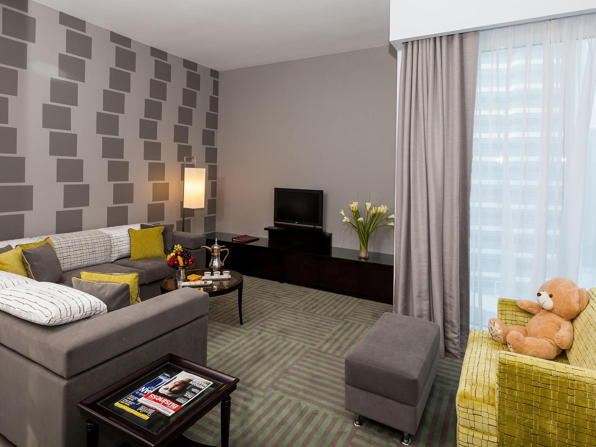 Aparthotel Flora Creek Deluxe Apartments, 4*