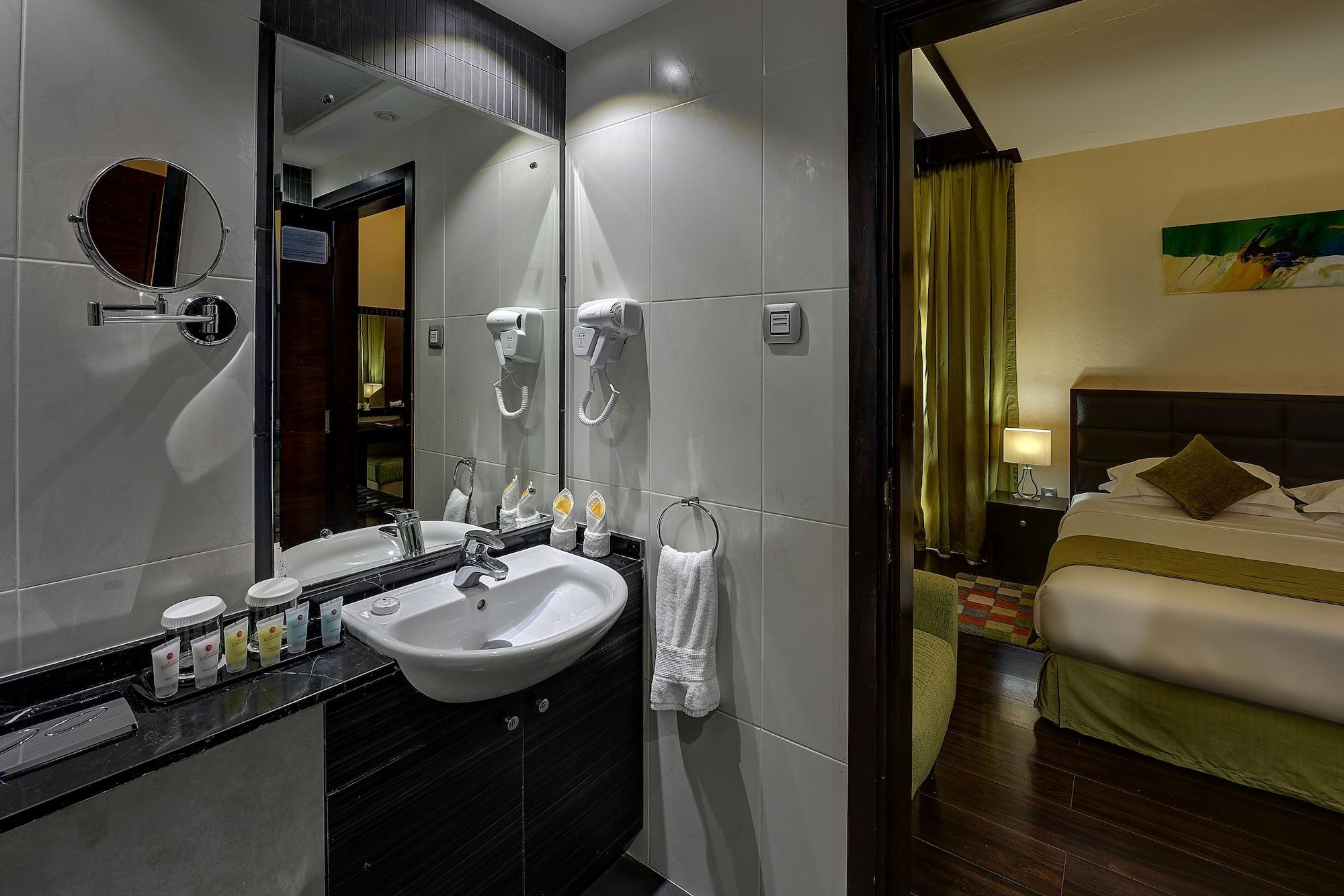 Aparthotel Marina View Deluxe 4*