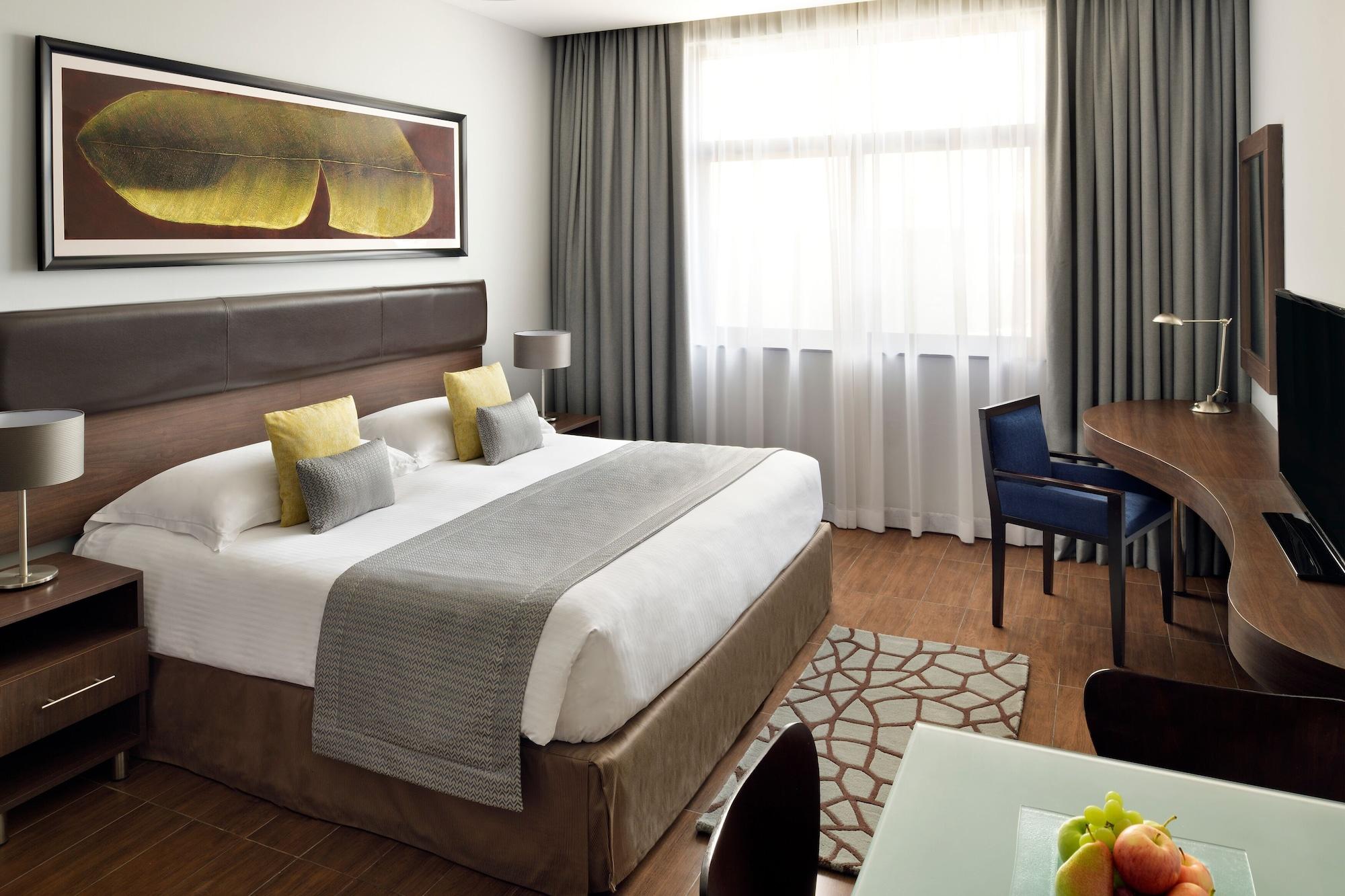 Aparthotel Moevenpick Al Mamzar 5*