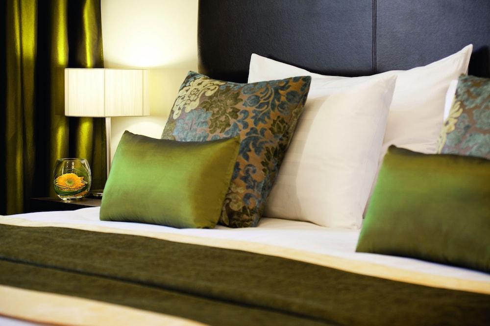 Moevenpick Al Mamzar Aparthotel Dubai