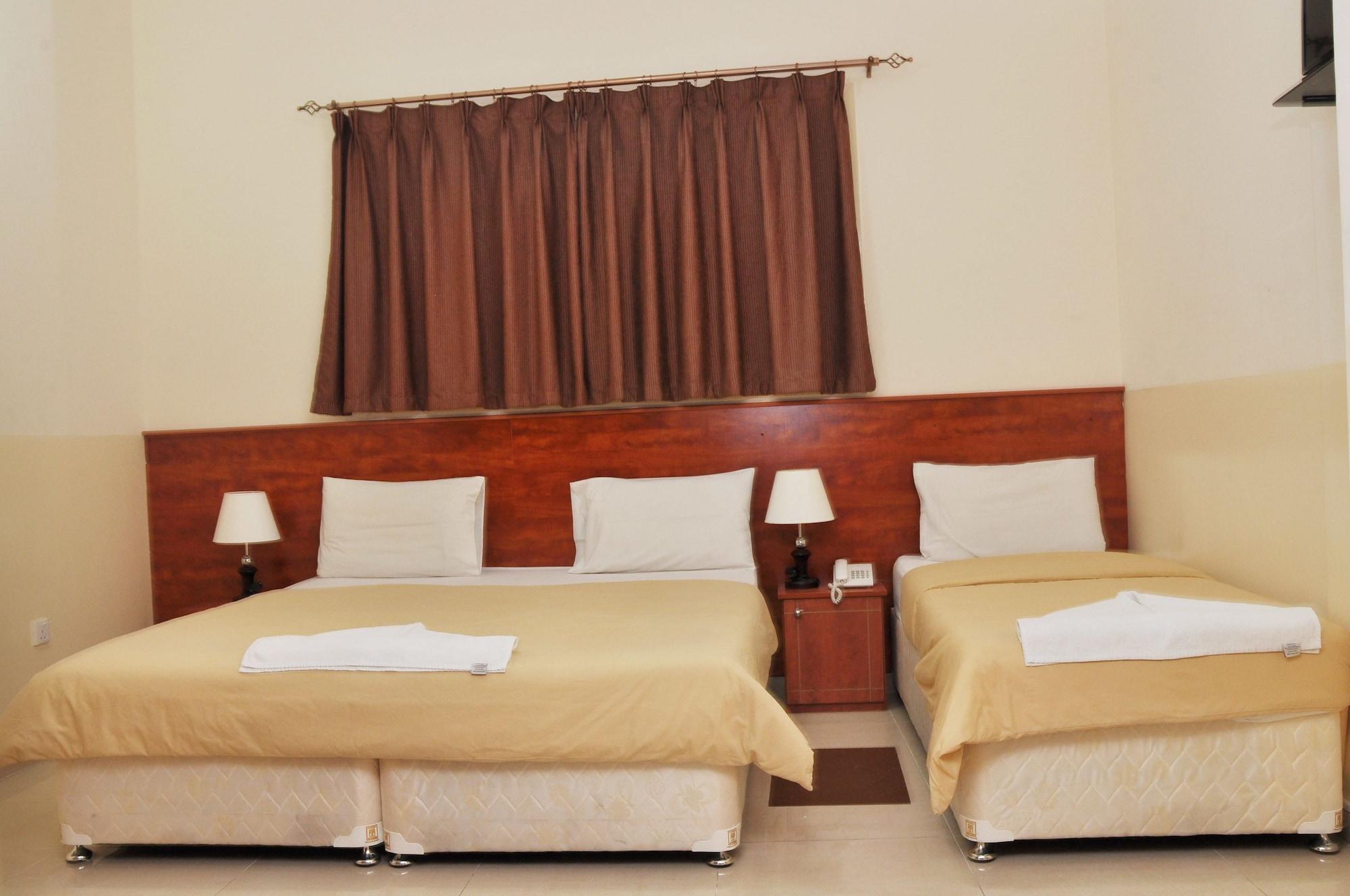 Africana Hotel *