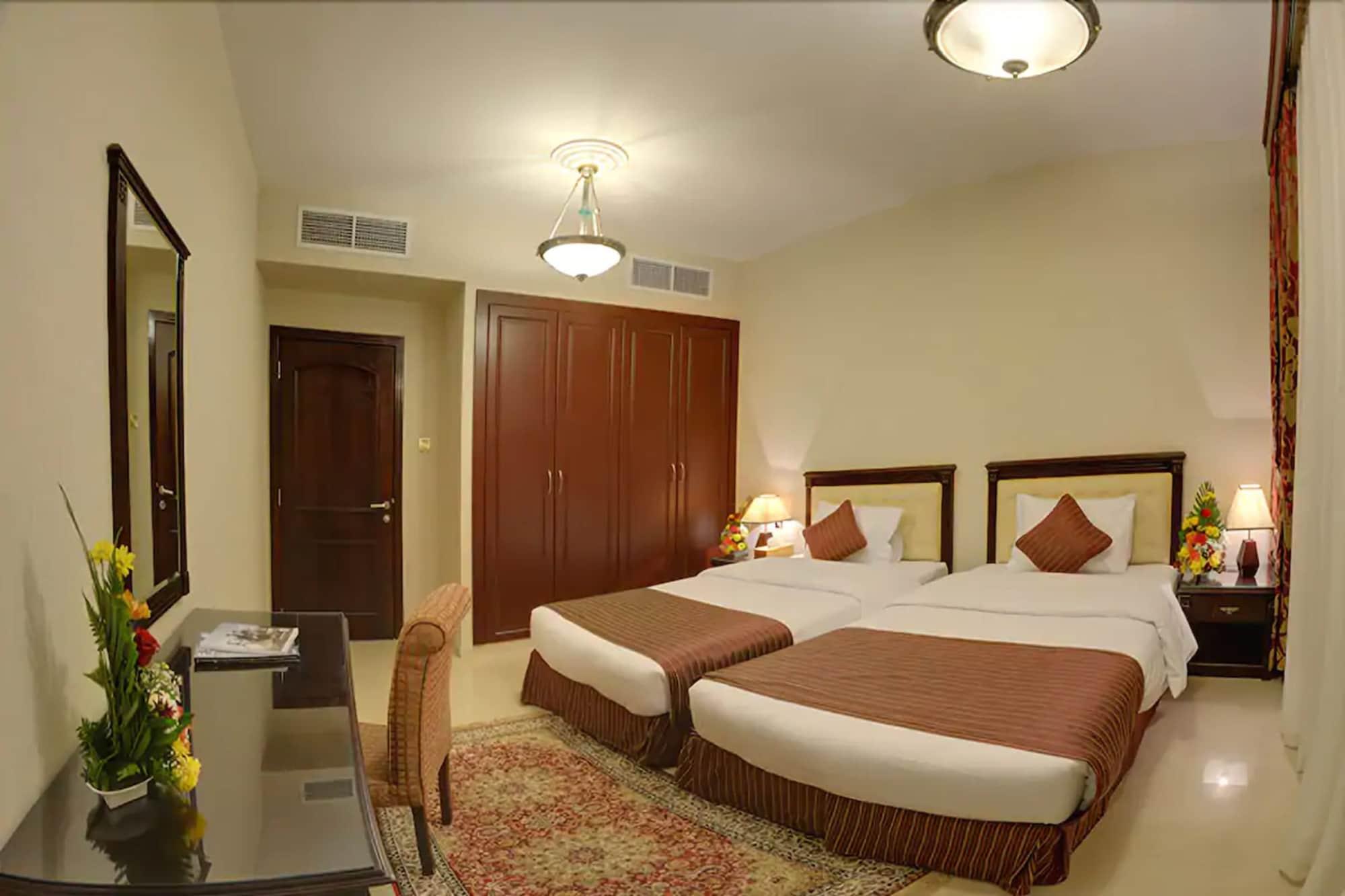 Deira Deluxe Aparthotel 4*