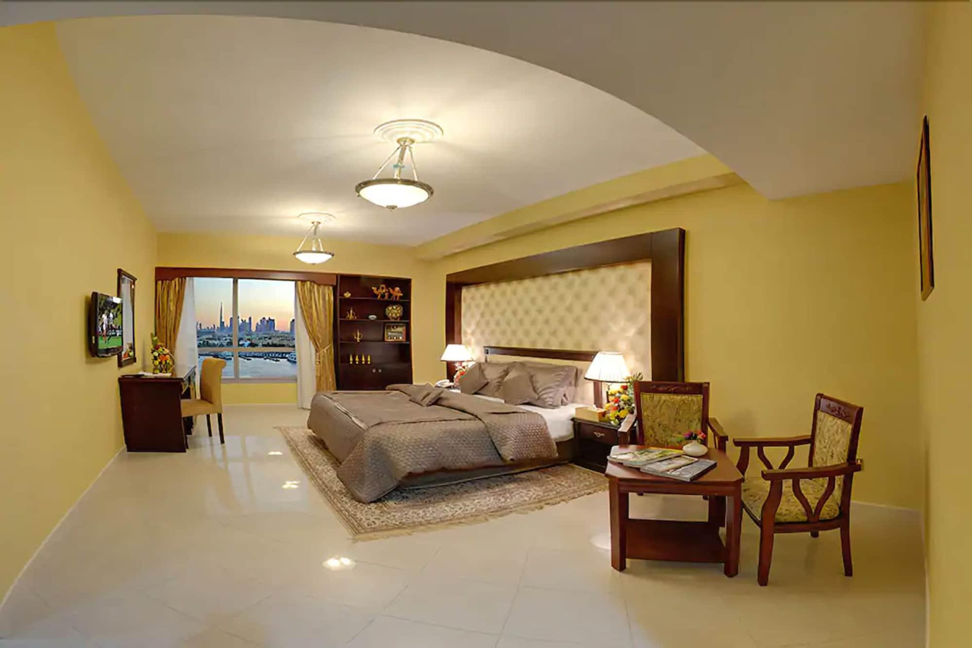 Aparthotel Deira Deluxe 4*
