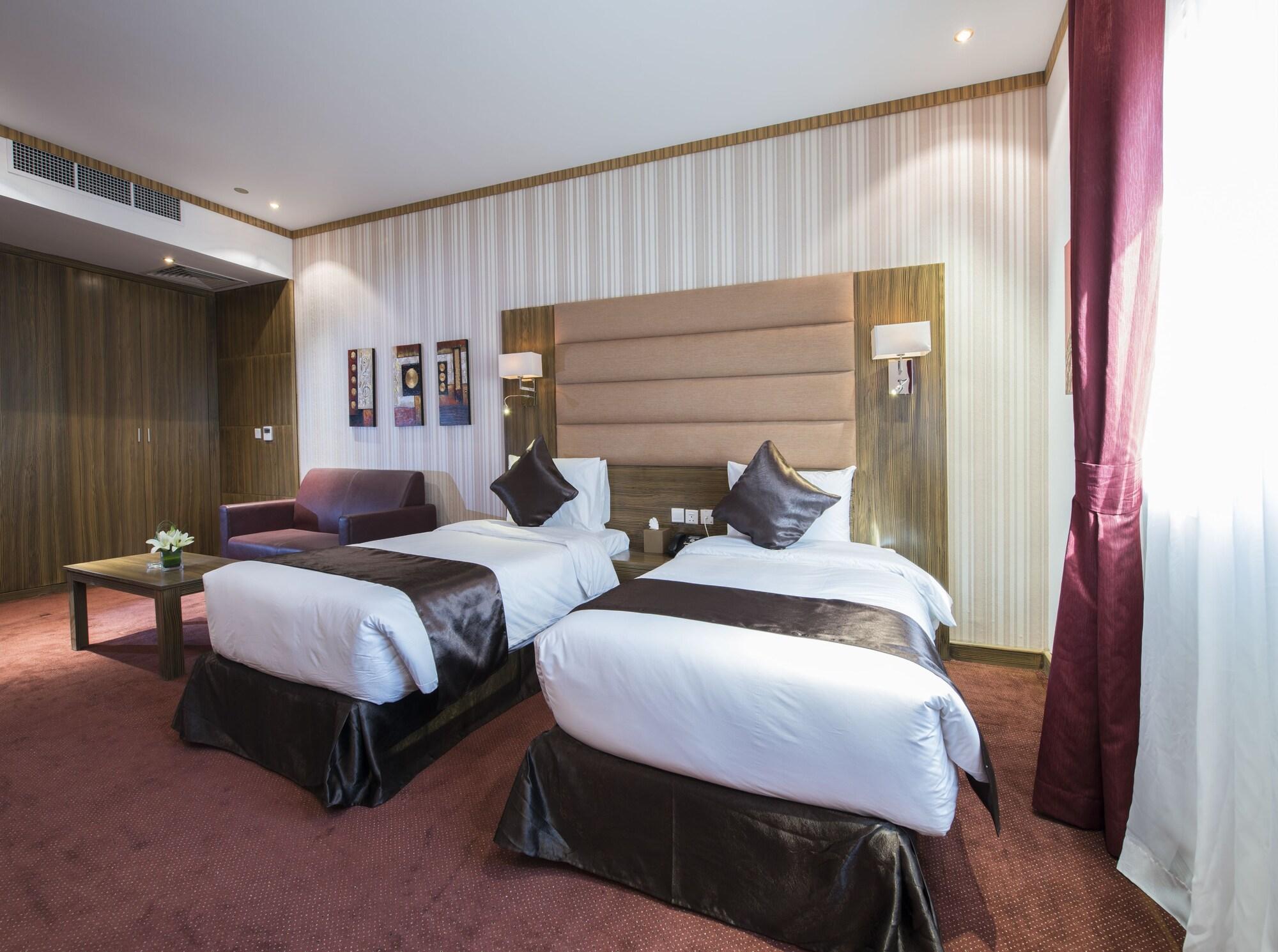 Royal Tulip Llc Hotel