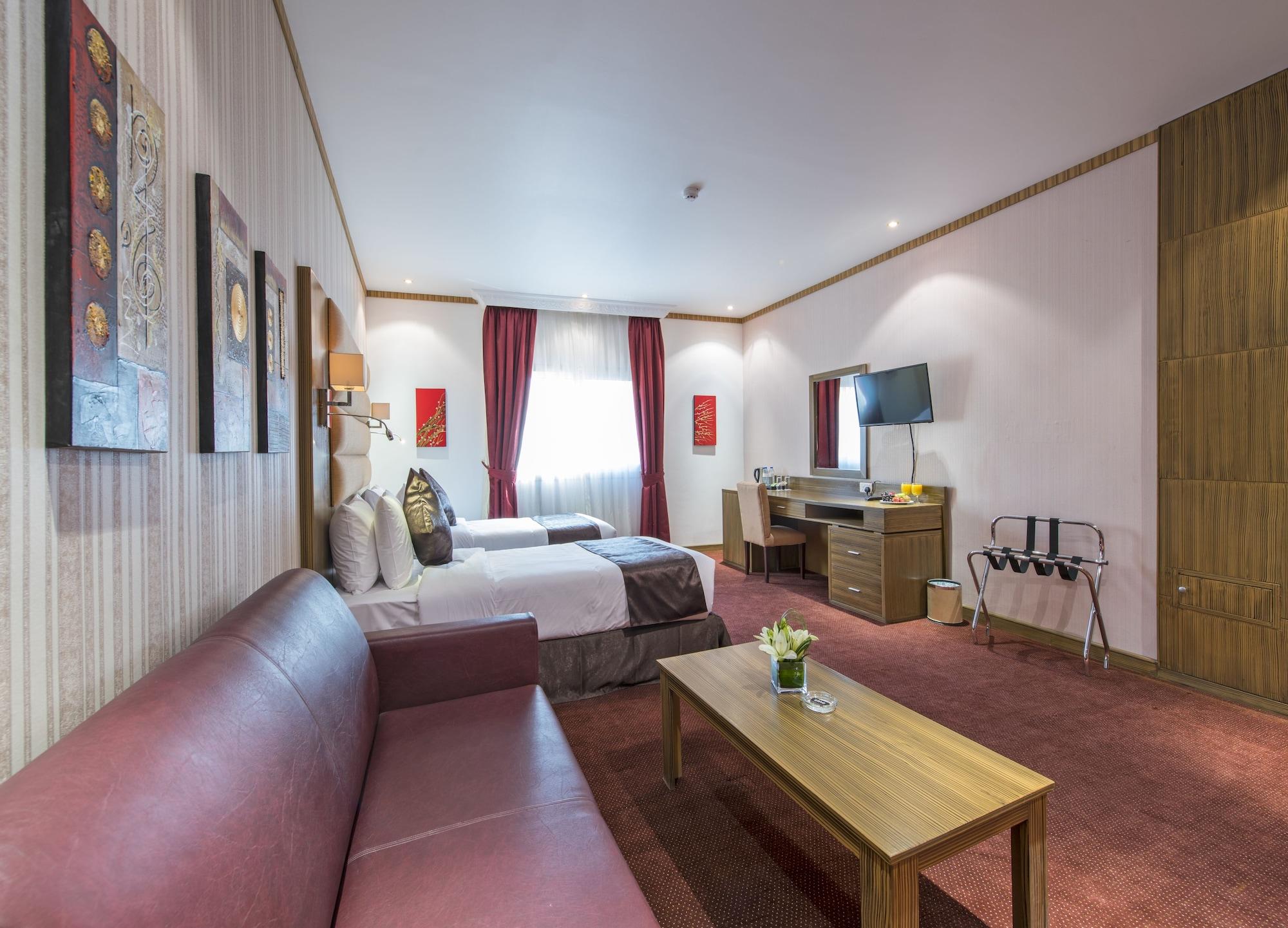 Royal Tulip Llc Hotel