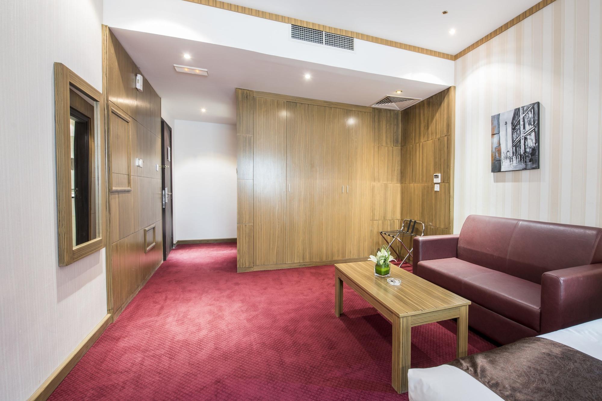 Royal Tulip Llc 3* Dubai