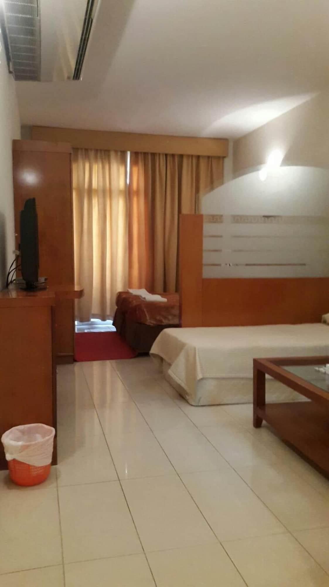 Al Raien Aparthotel