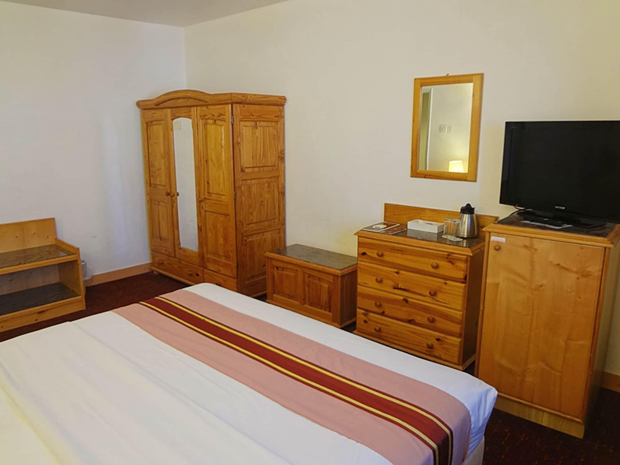 Hotel Ambassador
