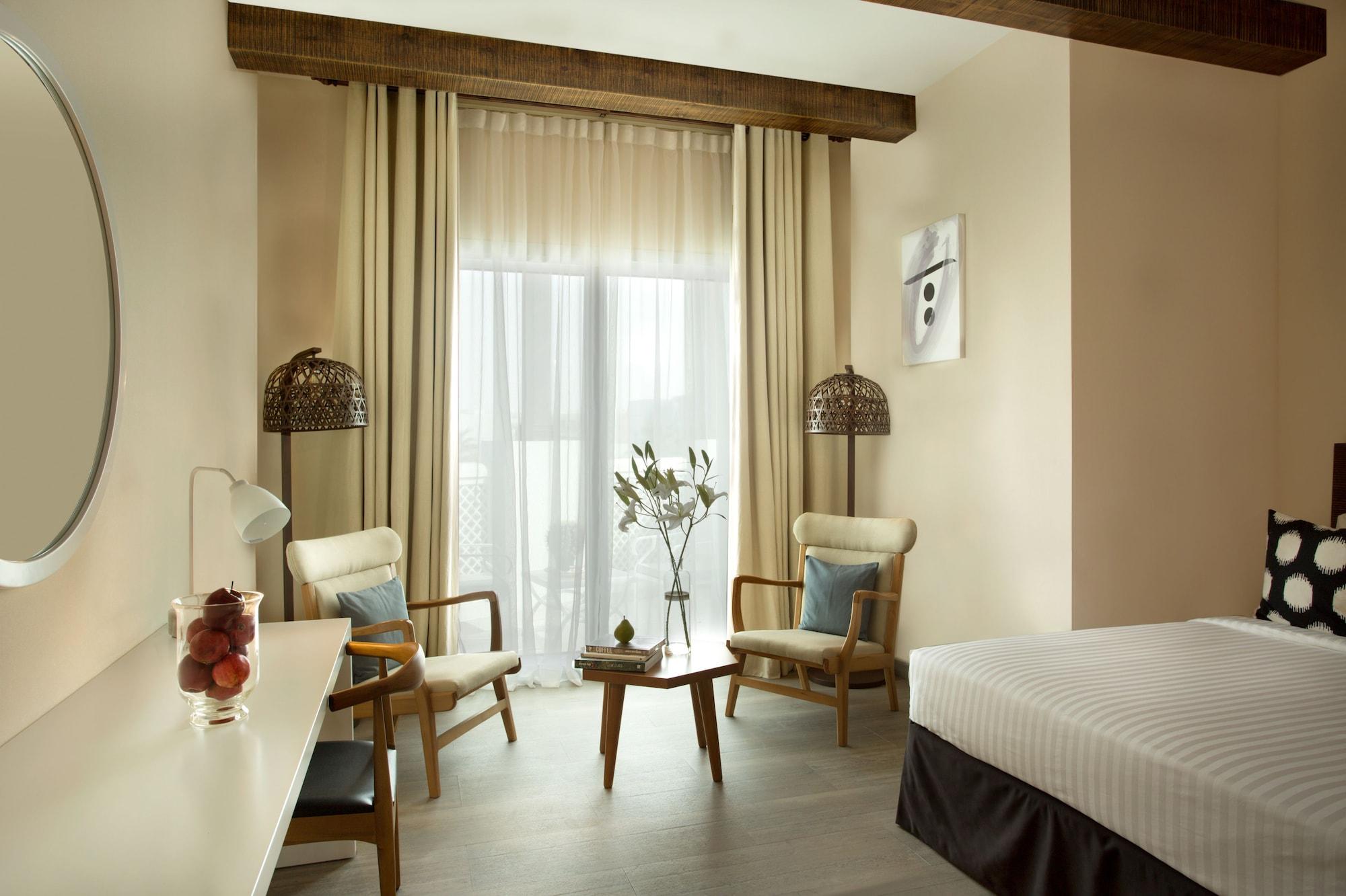 Walk Boutique Jumeirah Hotel 3*