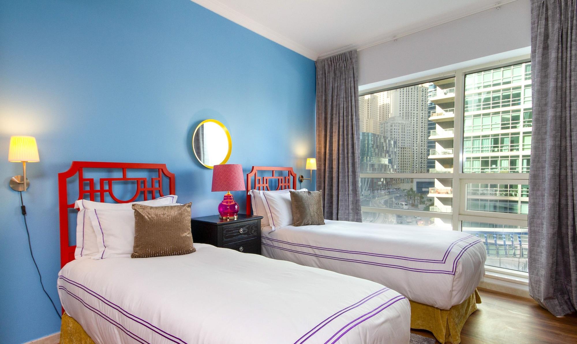 Apartment Dream - Near Marina, Al Sahab Tower *