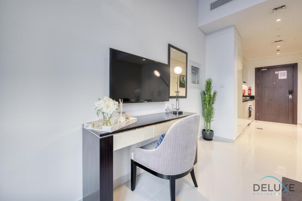Sunlit At Golf Promenade 2a Damac Hills By Deluxe Homes Apartment *