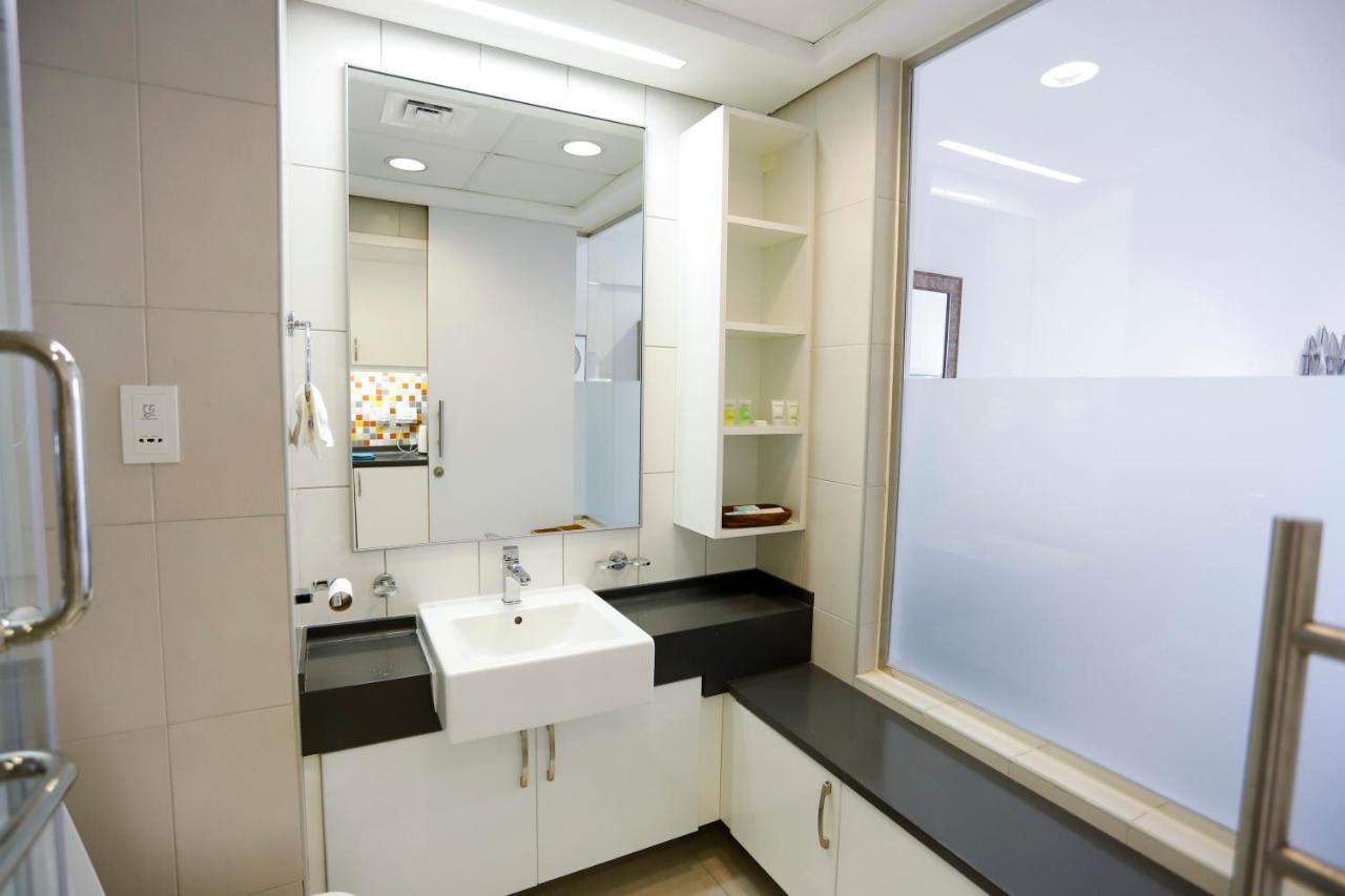 Bluetique At Palm Jumeirah Apartment *