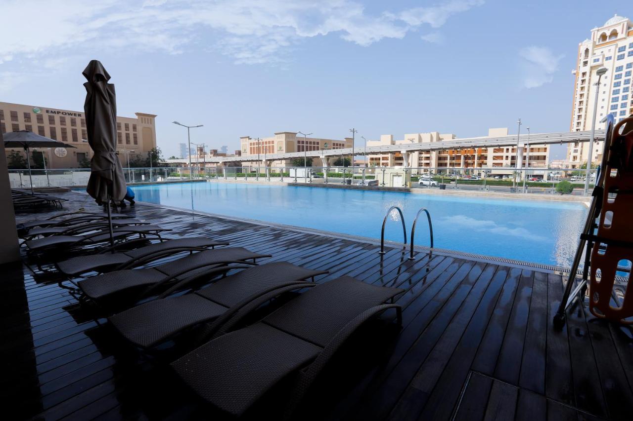 Bluetique At Palm Jumeirah *