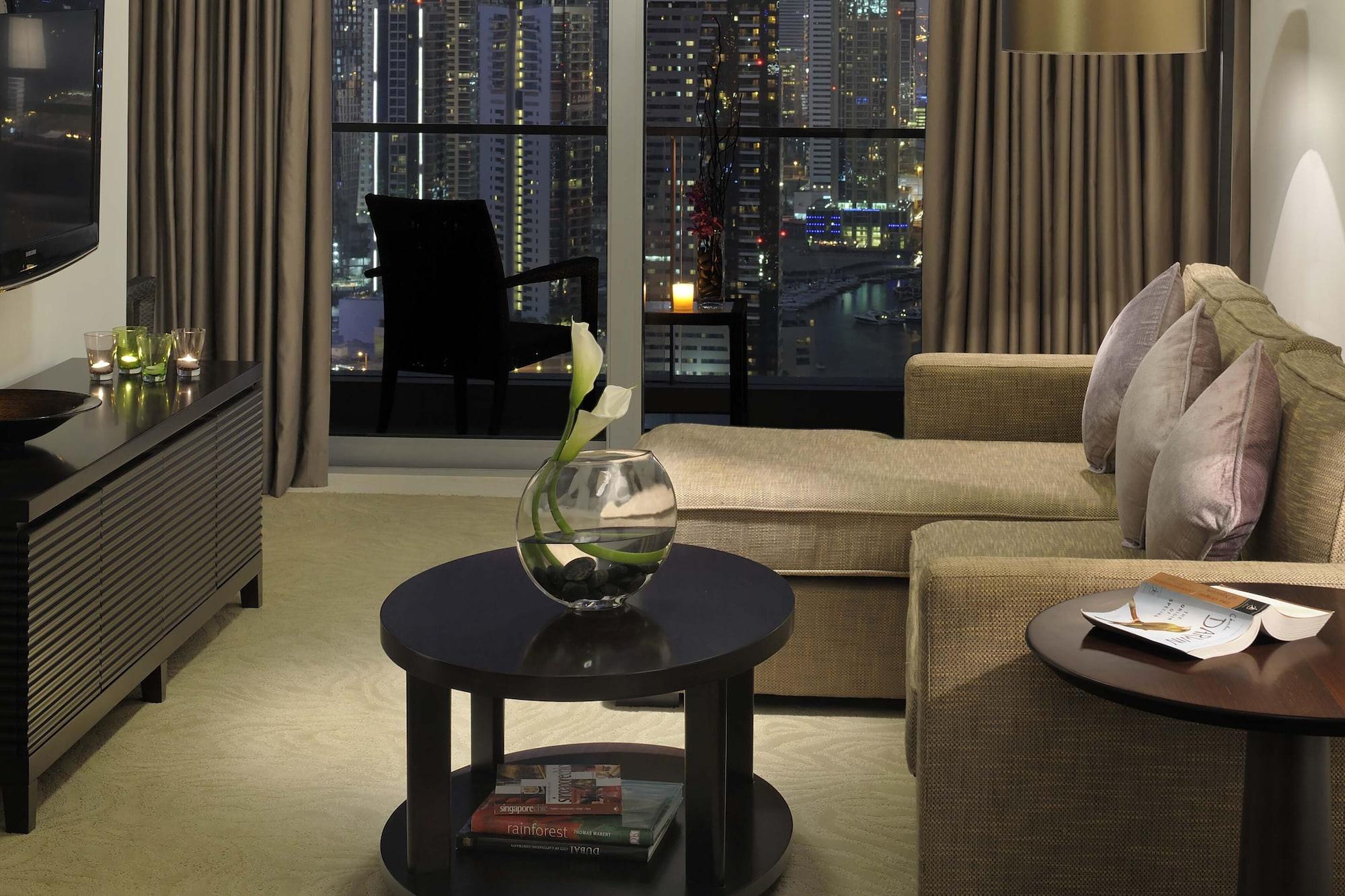 Jw Marriott Marina 5*