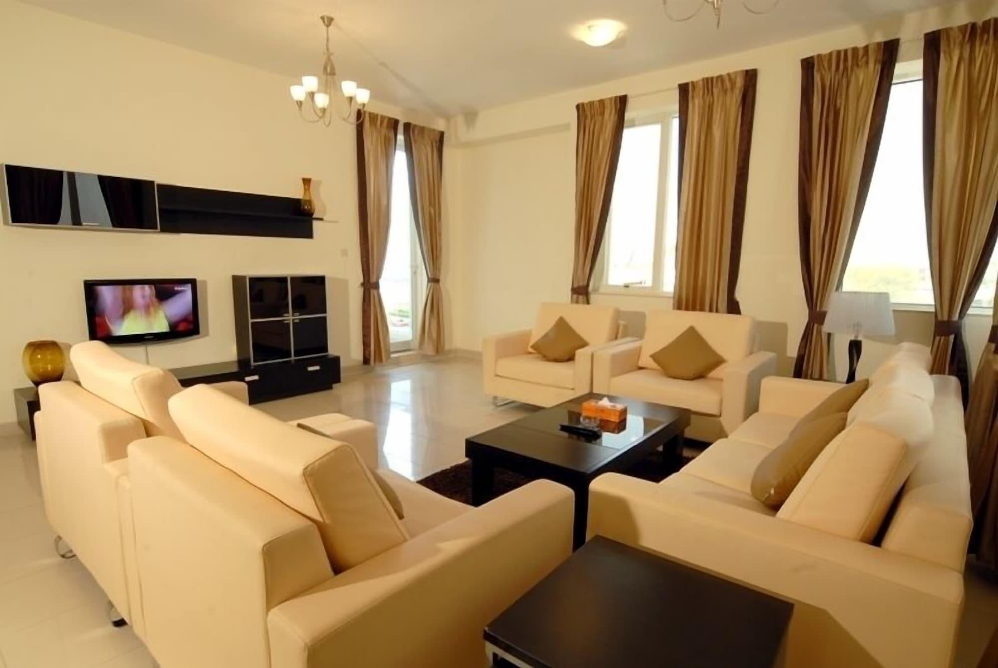 Fortune Classic Apartment, Airport ,near Dafza Metro Station Dubai