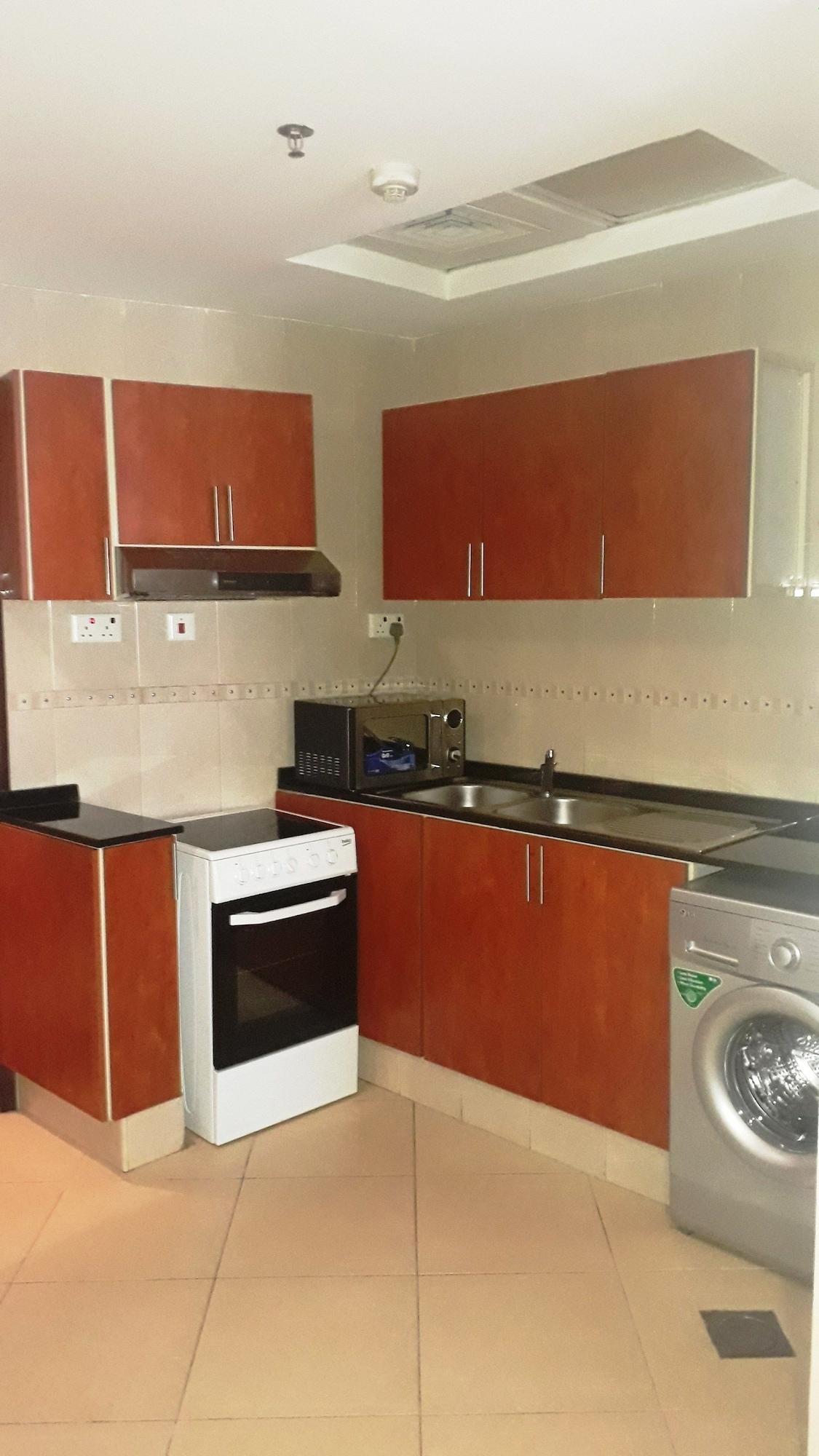 Al Waleed Palace Al Barsha Aparthotel