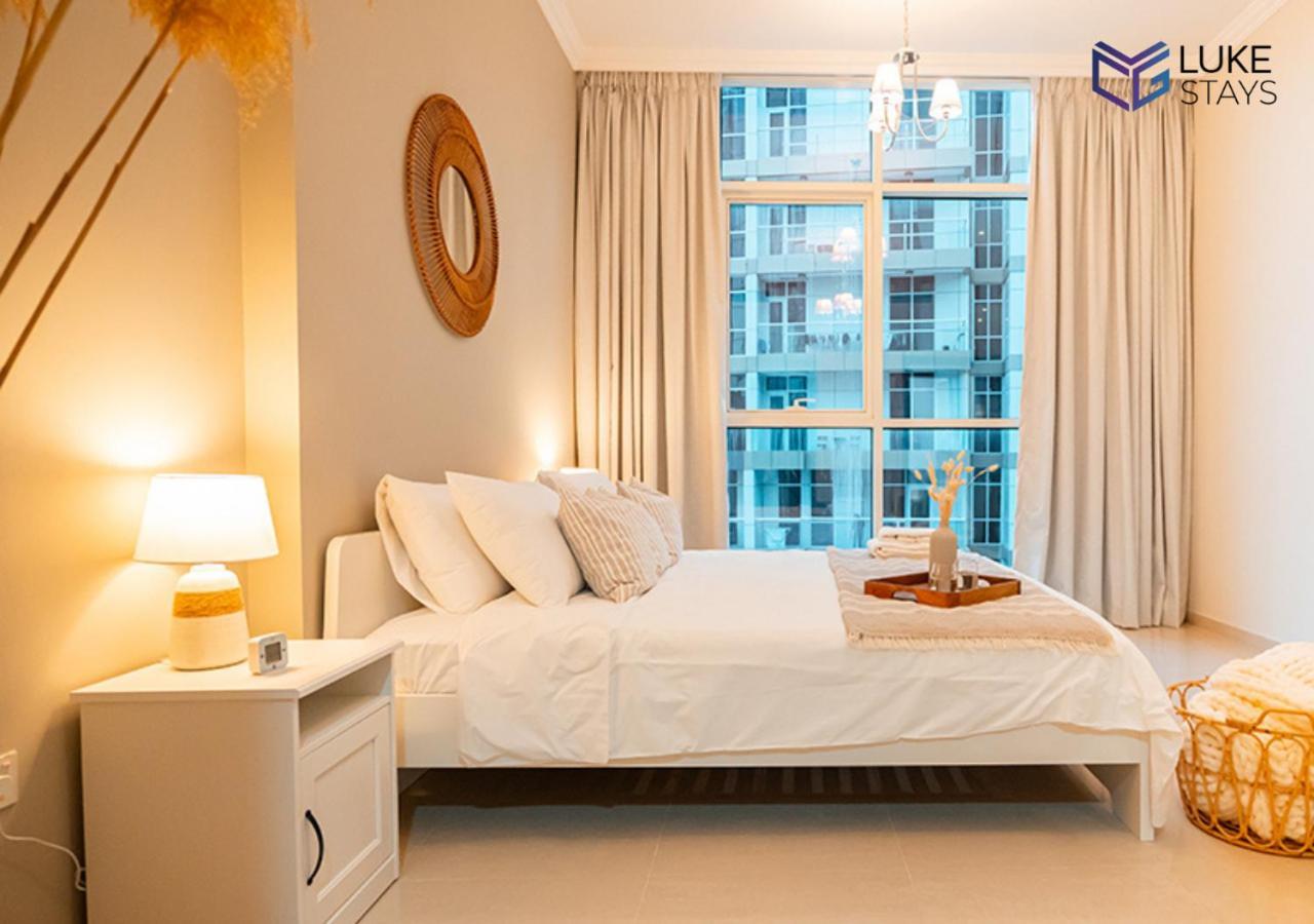 1 Bed Apt With Wifi Pool Nr Mall Burj Khalifa Apartment