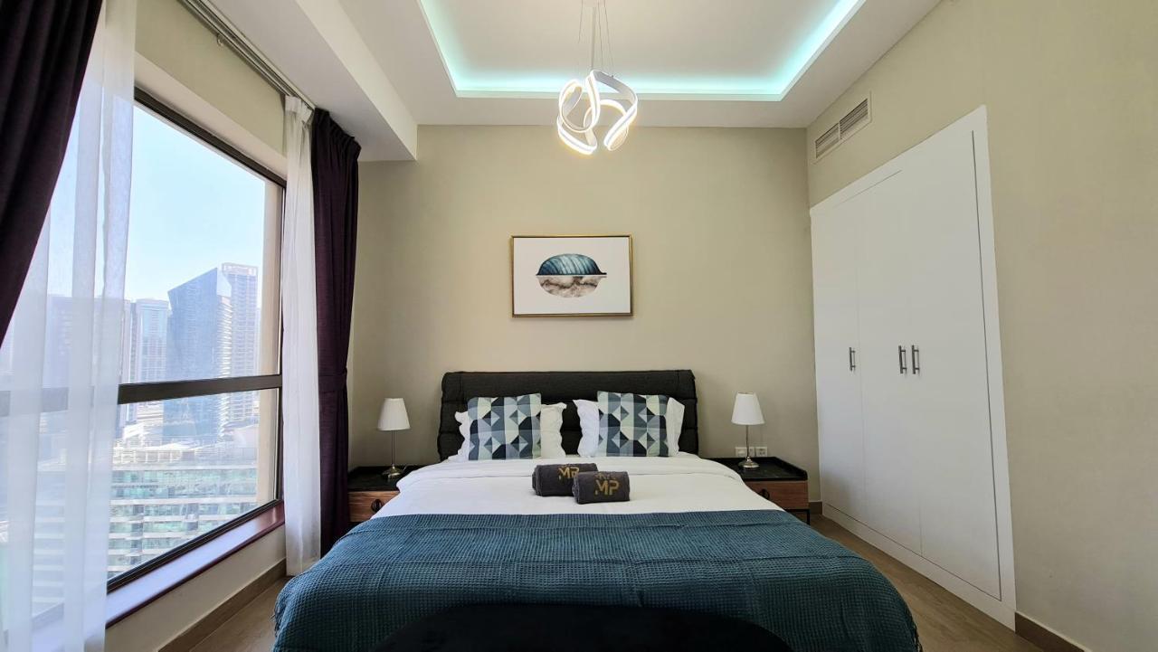 Marco Polo - Stunning Marina Views , High Floor, Close To Tram Apartment