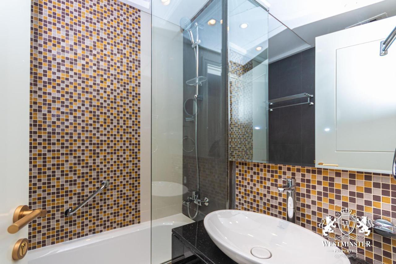 Westminster Upper Crest Apartment *