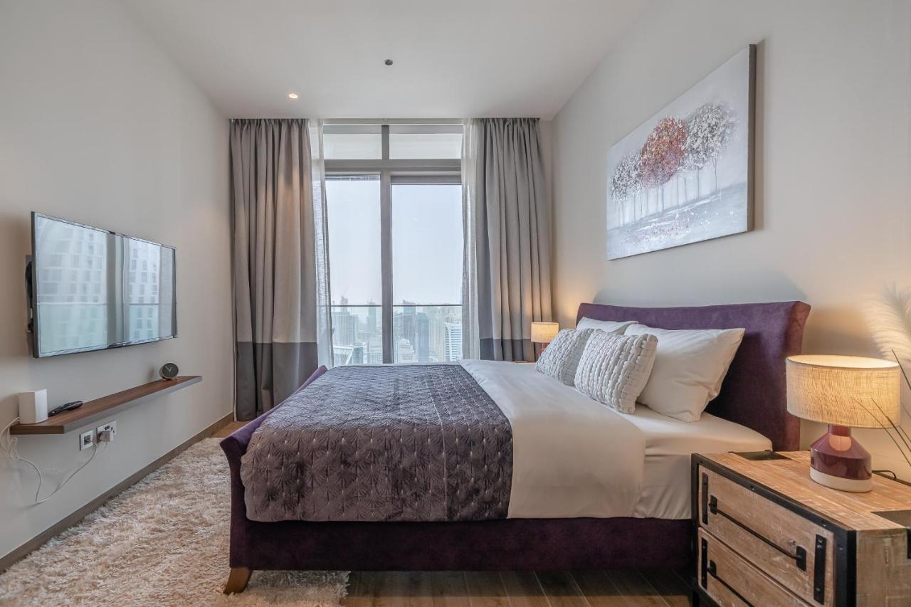 Apartment Dashing 1br With Full Marina Waterfront View