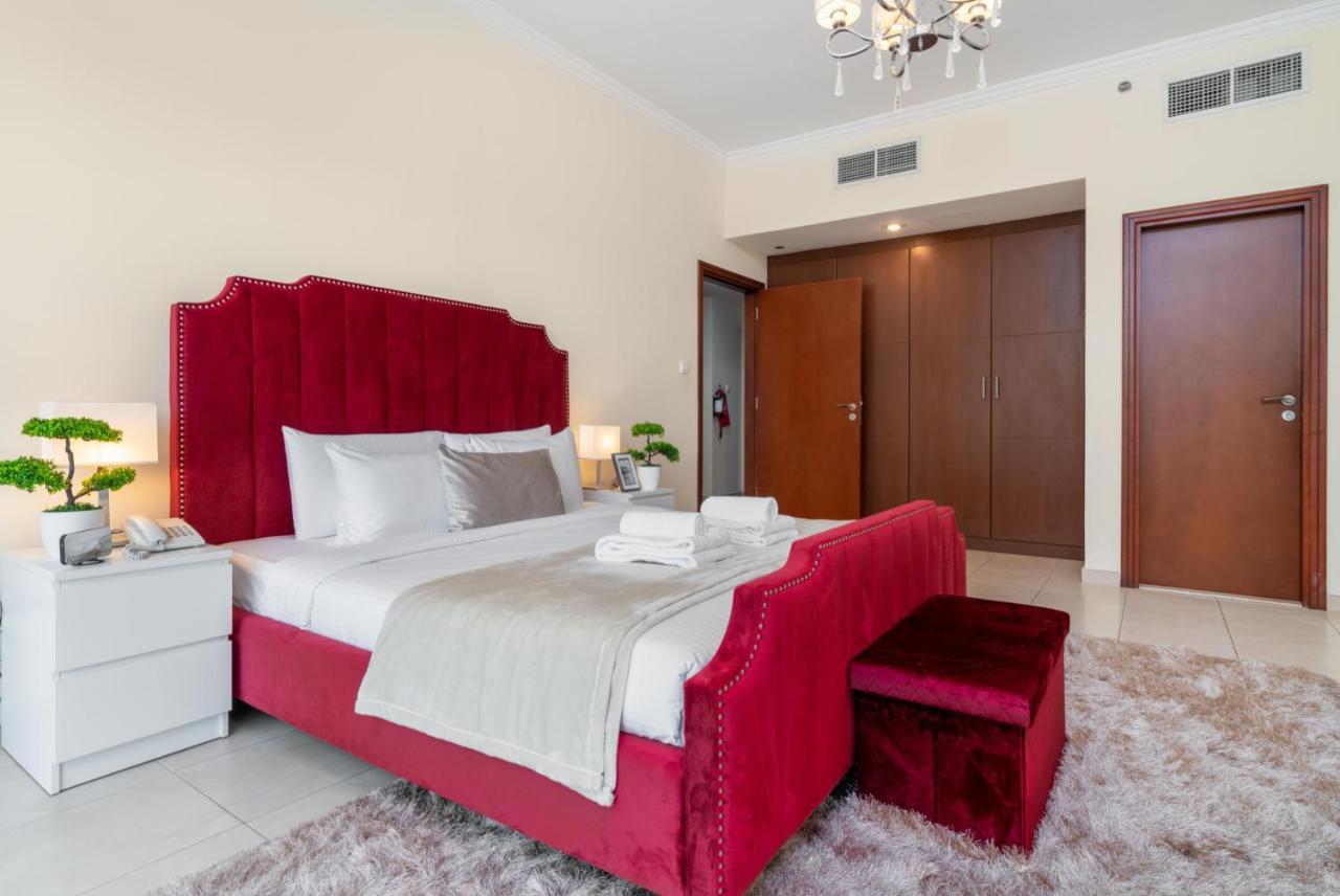 Apartment Spacious 2 Beds 5 Min Walk From Mall With Brand New Gym And Rooftop Swimming Pool