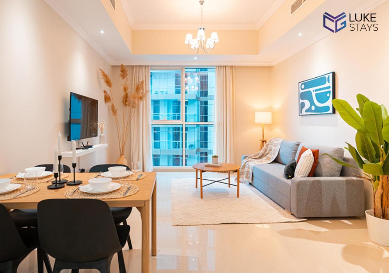 1 Bed Apt With Wifi Pool Nr Mall Burj Khalifa Apartment Dubai