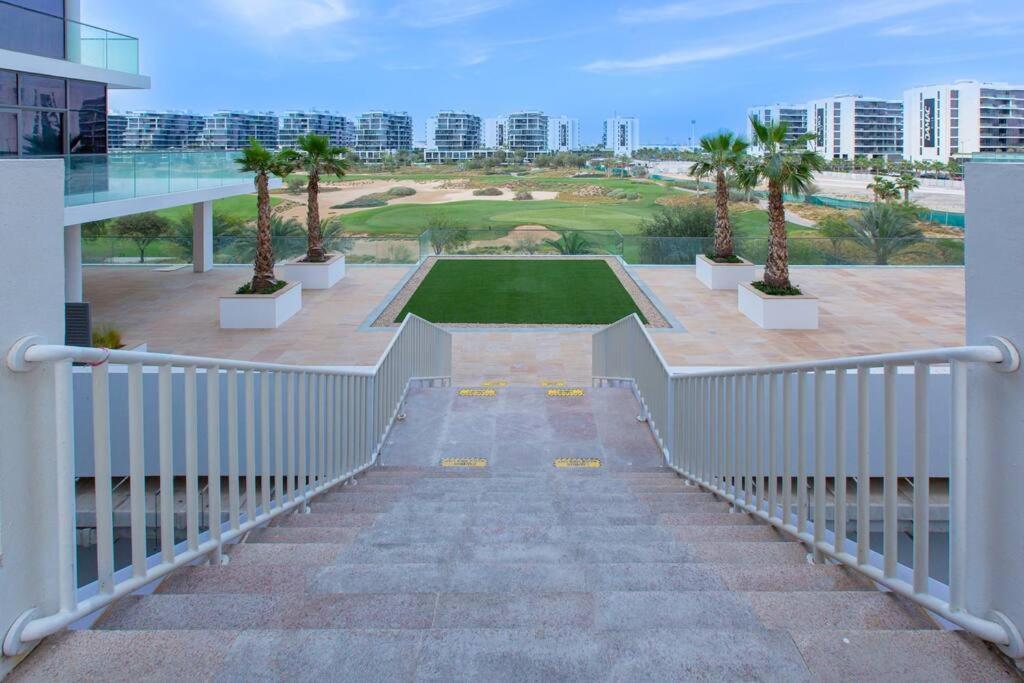 One Bedroom Damac Hills Golf Promenade 2b * Dubai