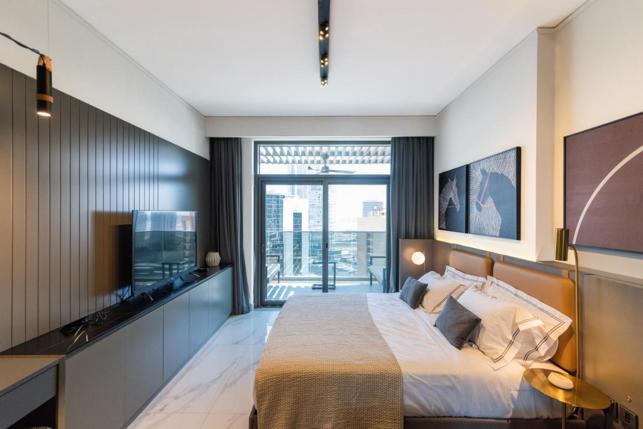 Superb Canal View Studio - Grandeur Homes Dubai