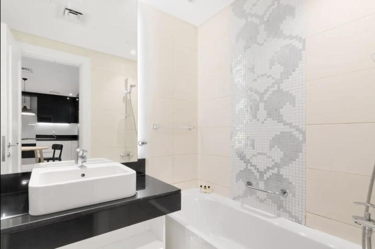 Apartment Ambassador Capital Bay- Discount Available *