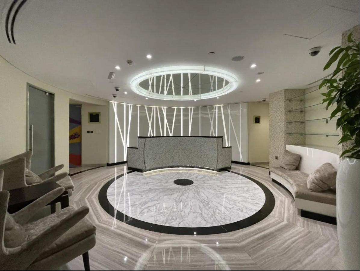 Ambassador Capital Bay- Discount Available Apartment *
