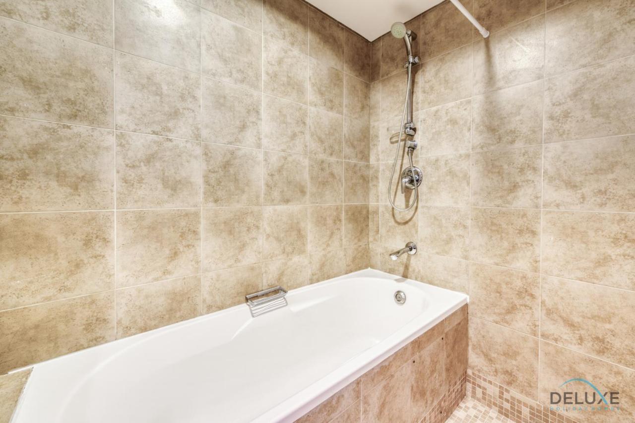 Affordable Luxury Modern 1br With Pool & Balcony By Deluxe Homes Apartment *
