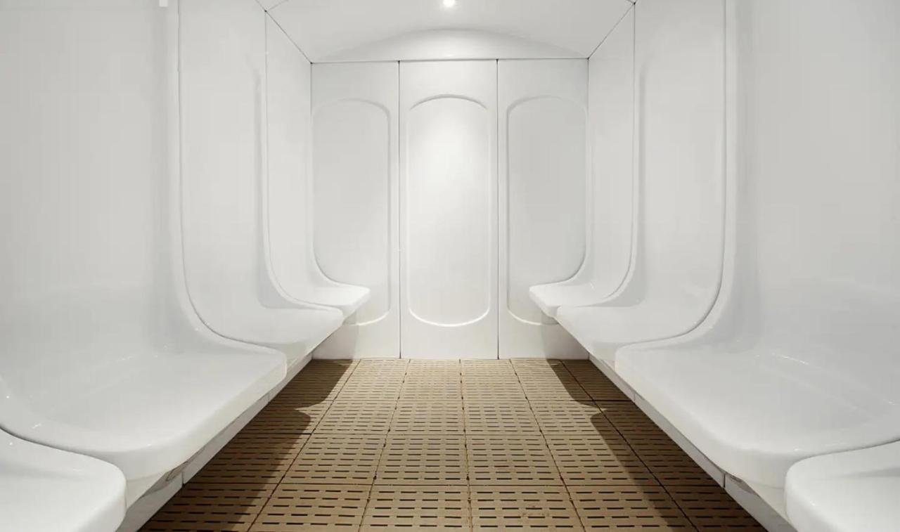 Apartment Ambassador Capital Bay- Discount Available *