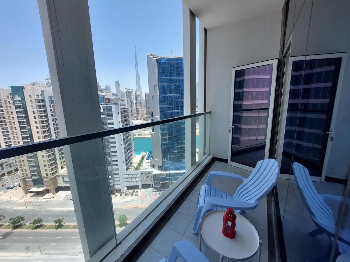 Bayz Burj Khalifa View *