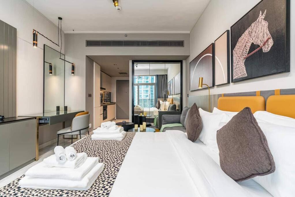 Urban King Bed With Burj Khalifa View & Mall * Dubai