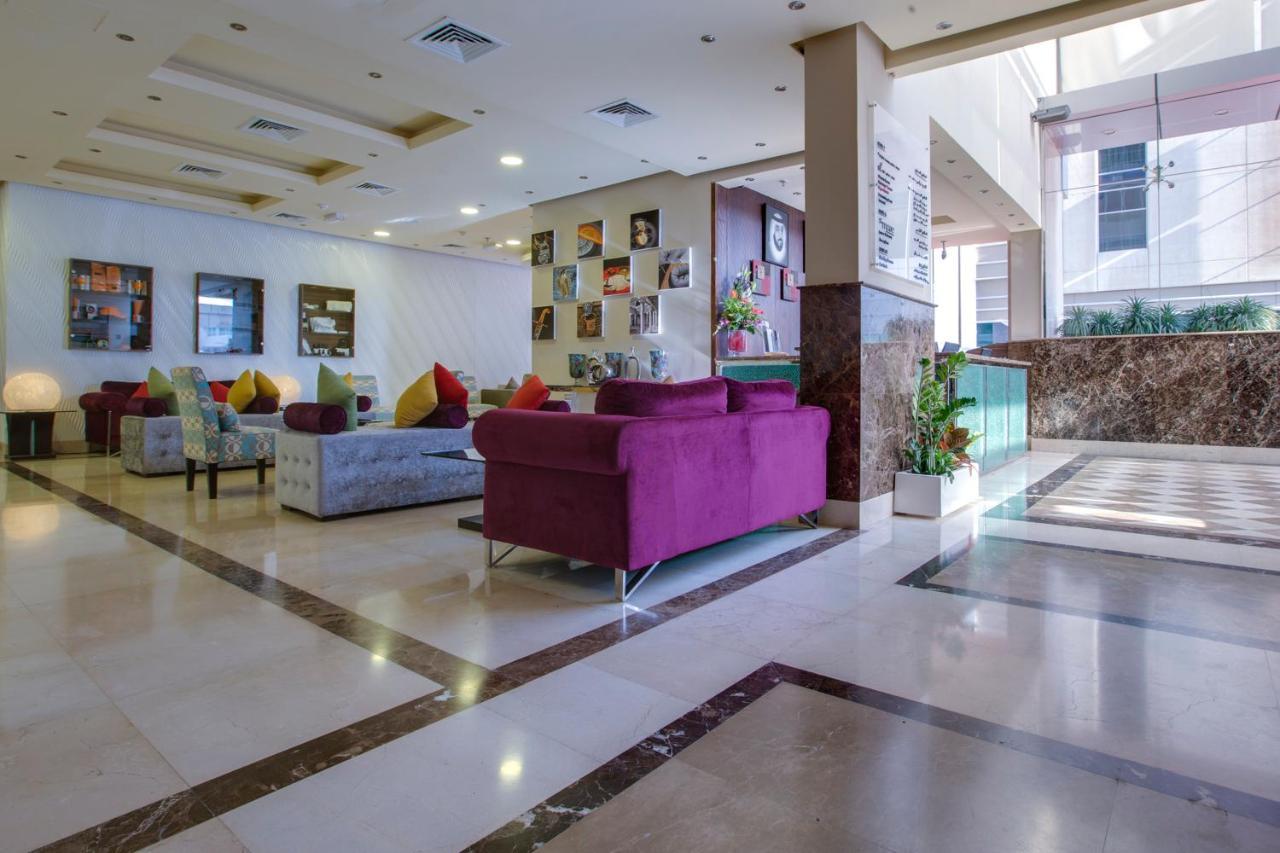 Mena Albarsha At The Mall Aparthotel 3*