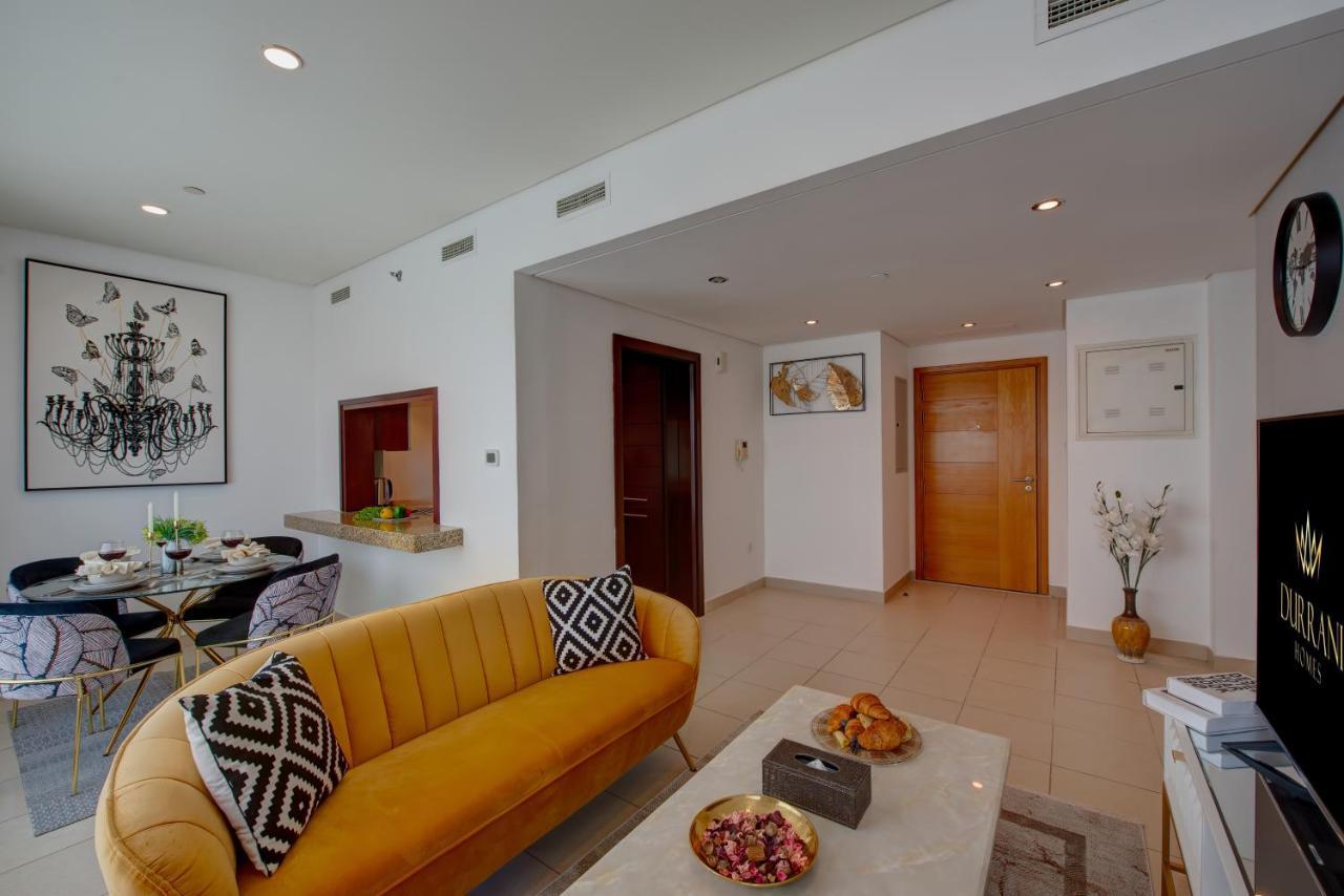 Durrani Homes - Iconic Burj Views Living Holiday home *