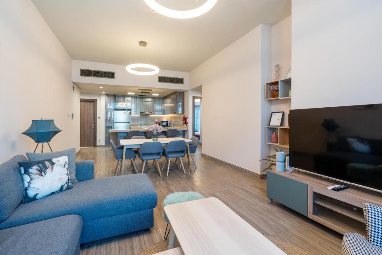 Apartment Atria - Luxury 2 Bed - Fast Wifi - Views Dubai