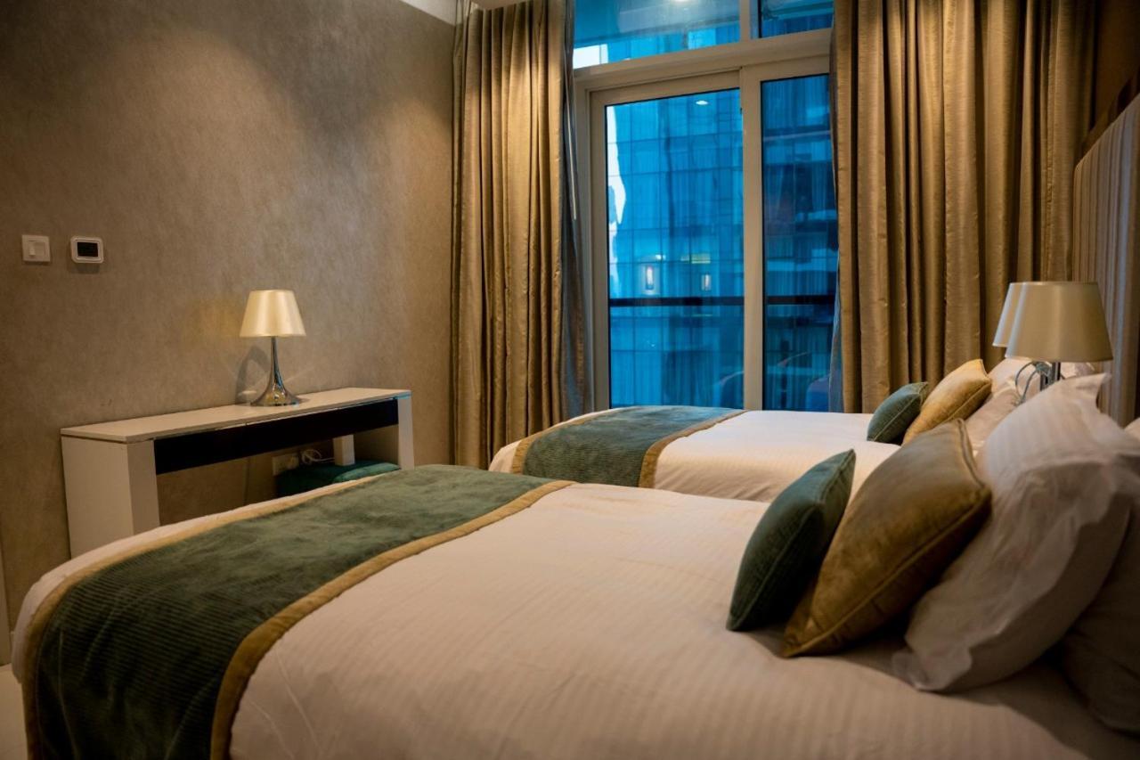 King Suite-Burj Khalifa 5 Min Walking From Dubai Mall Apartment Dubai
