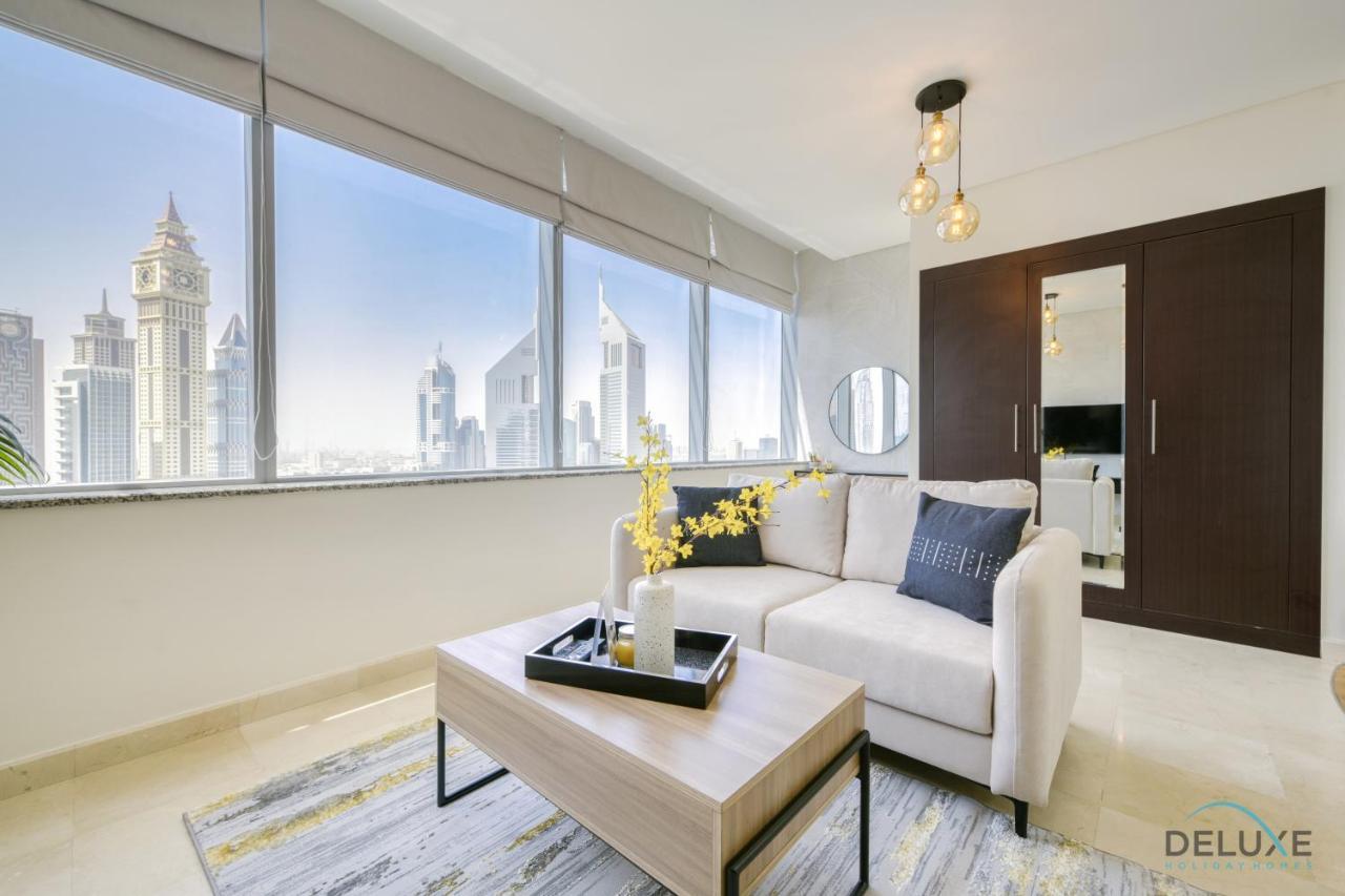 Affordable Luxury Modern 1br With Pool & Balcony By Deluxe Homes Apartment