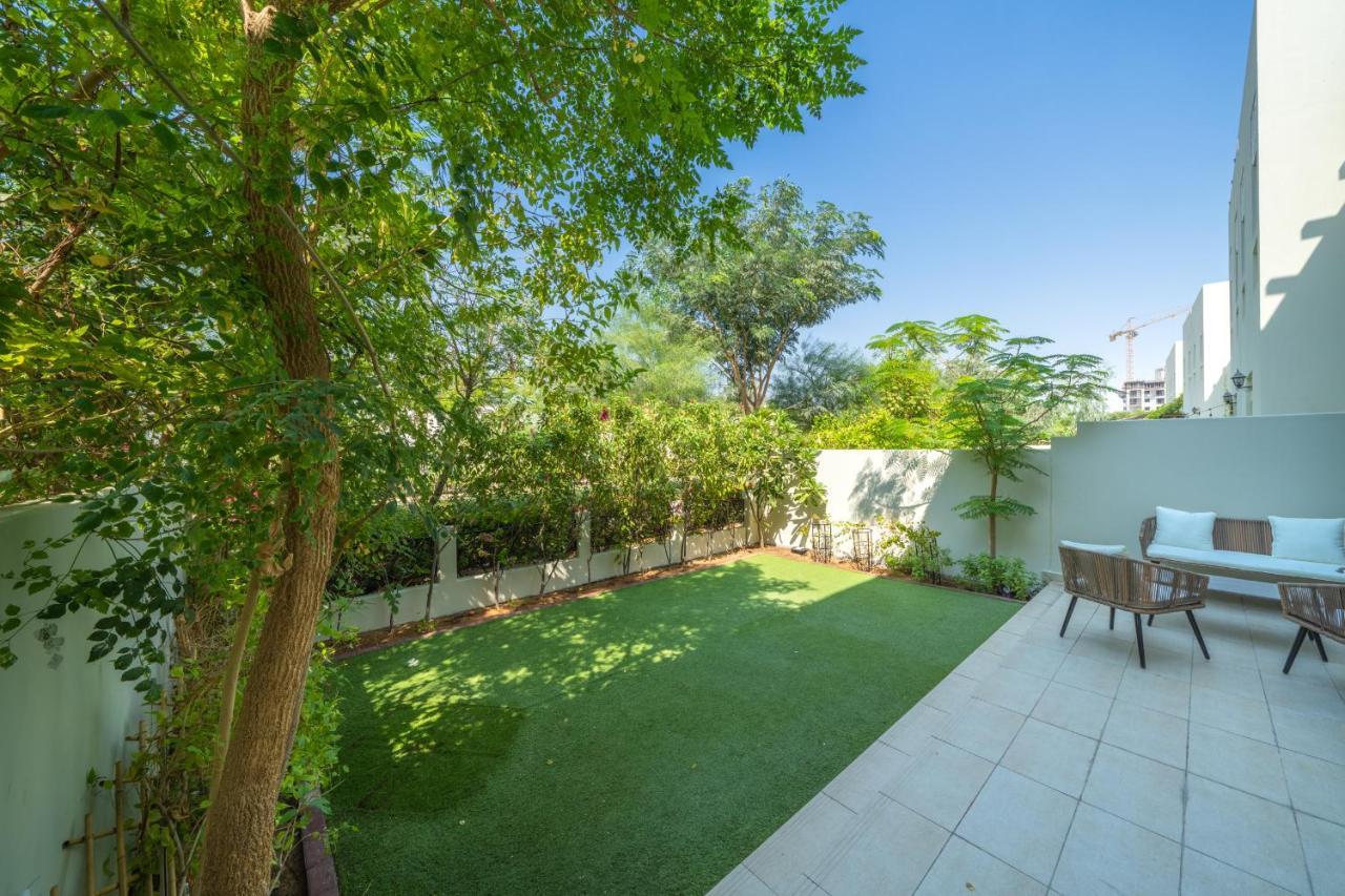 Alh Vacay - Al Furjan Quortaj 3br Villa *