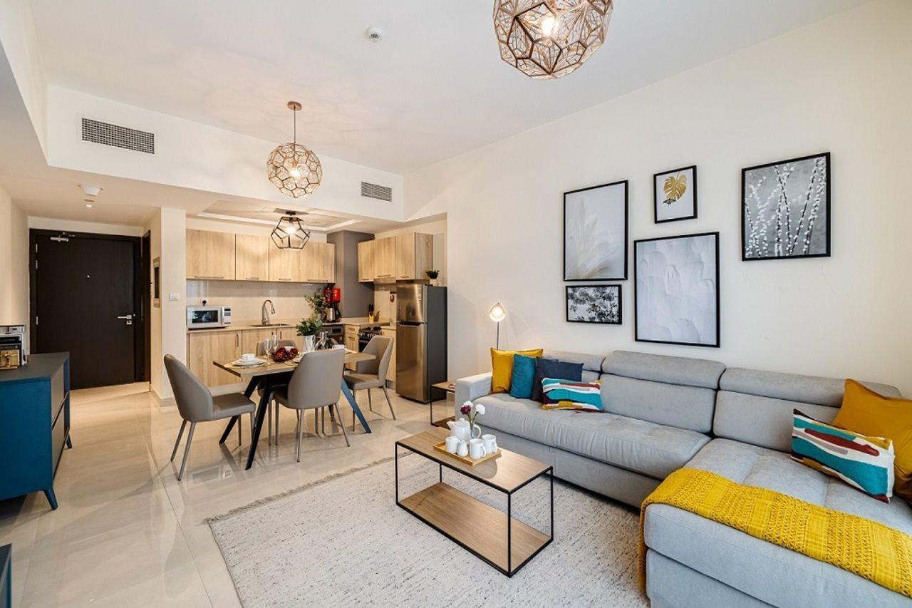 Unlock Metropolis Business Bay Apartment *