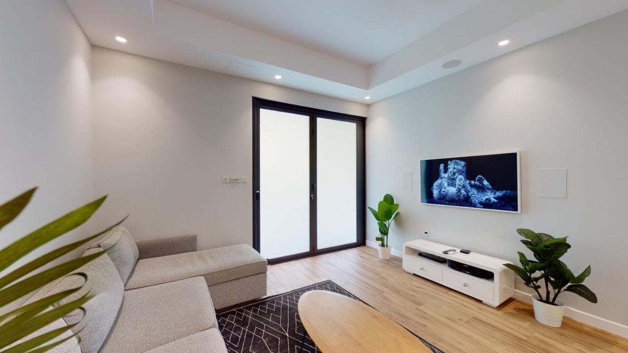 Key View - Azure Residences Apartment *