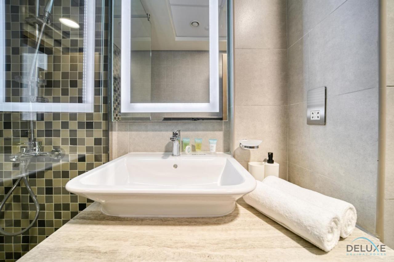 Graceful 1br At Azizi Aliyah Healthcare By Deluxe Homes Apartment