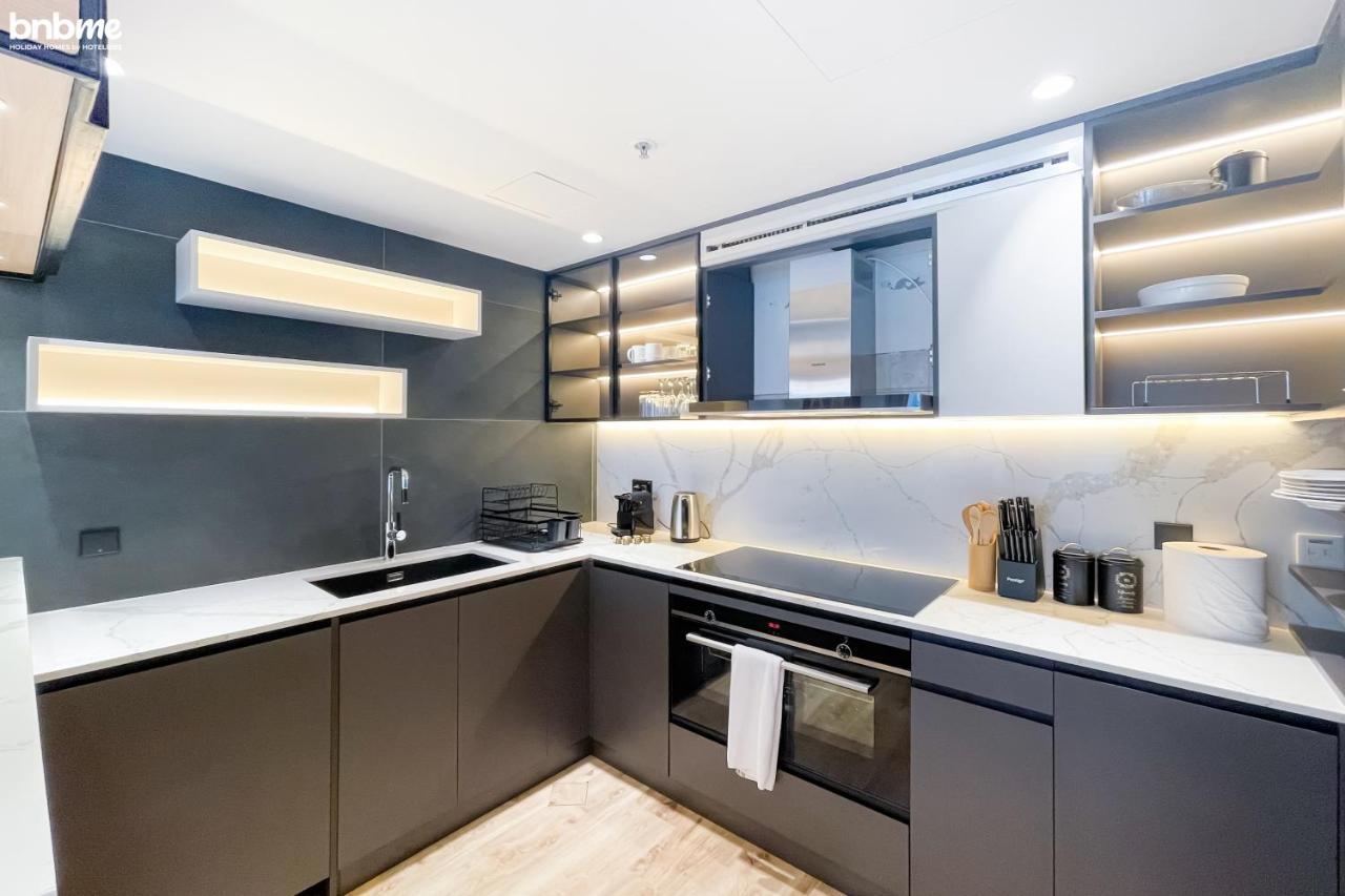 Apartment Dubai Marina 2Br Apt - Pool, Gym & Balcony Dubai