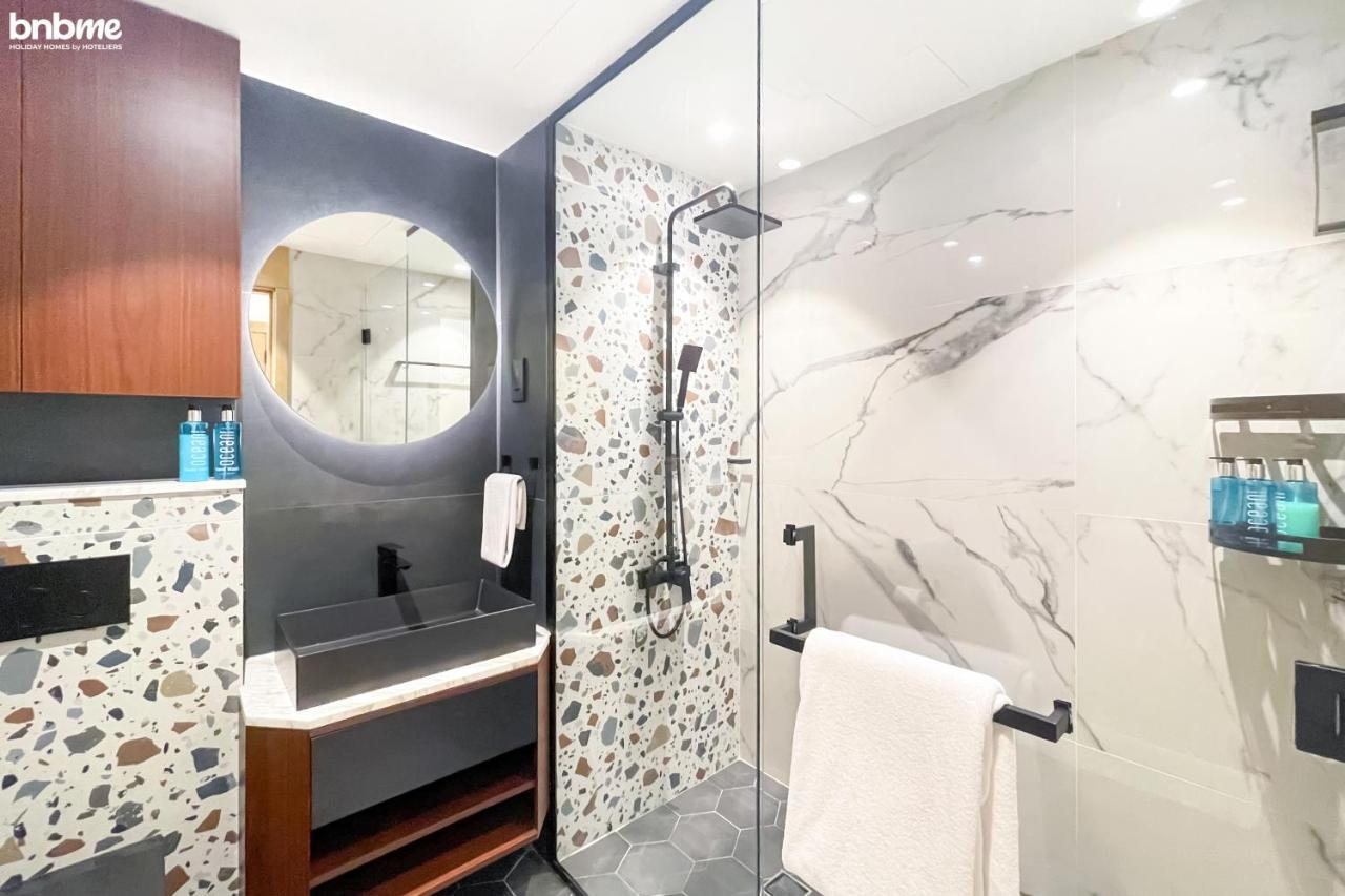 Dubai Marina 2Br Apt - Pool, Gym & Balcony Apartment *