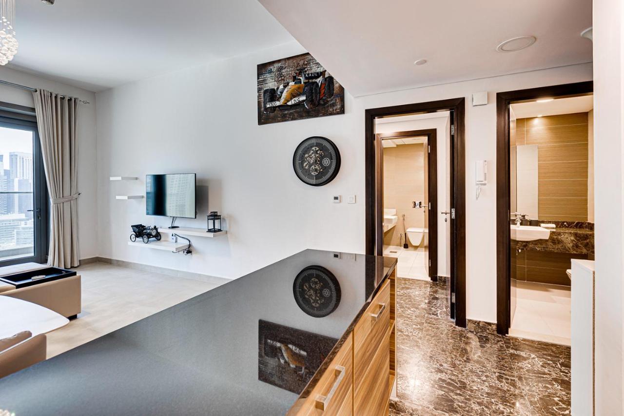 Sparkle Tower, Marina Apartment *